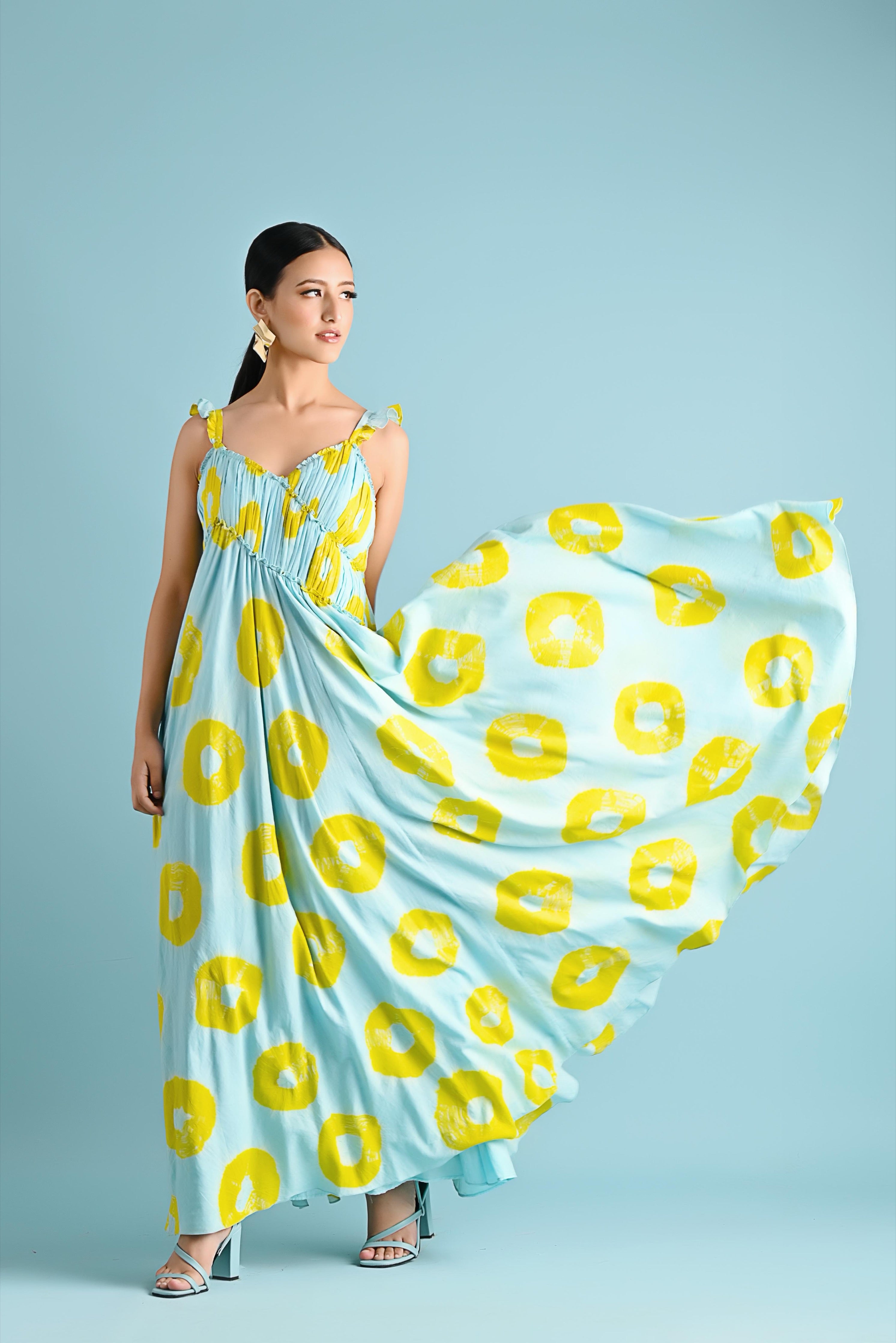Tarry dress