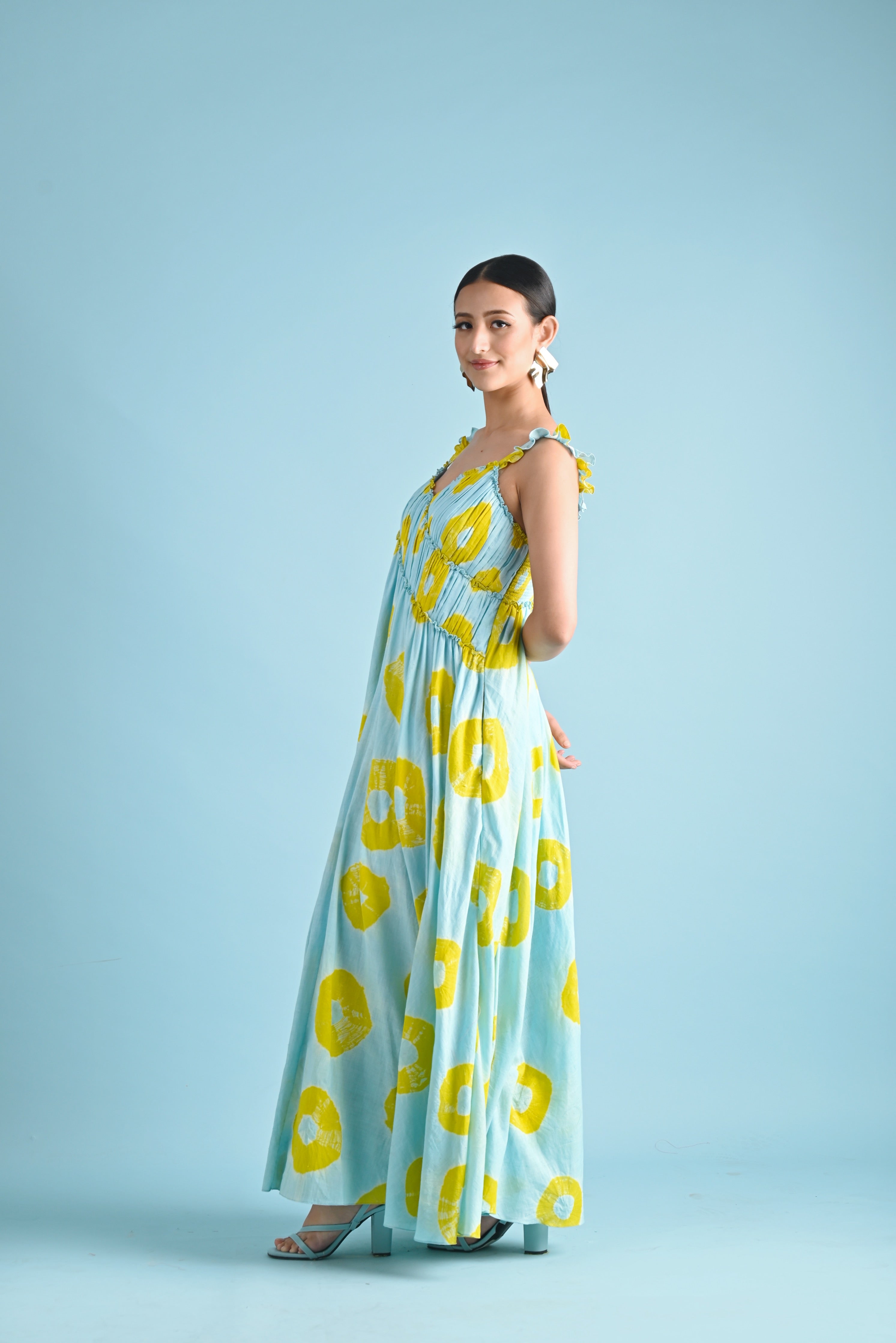 Tarry dress