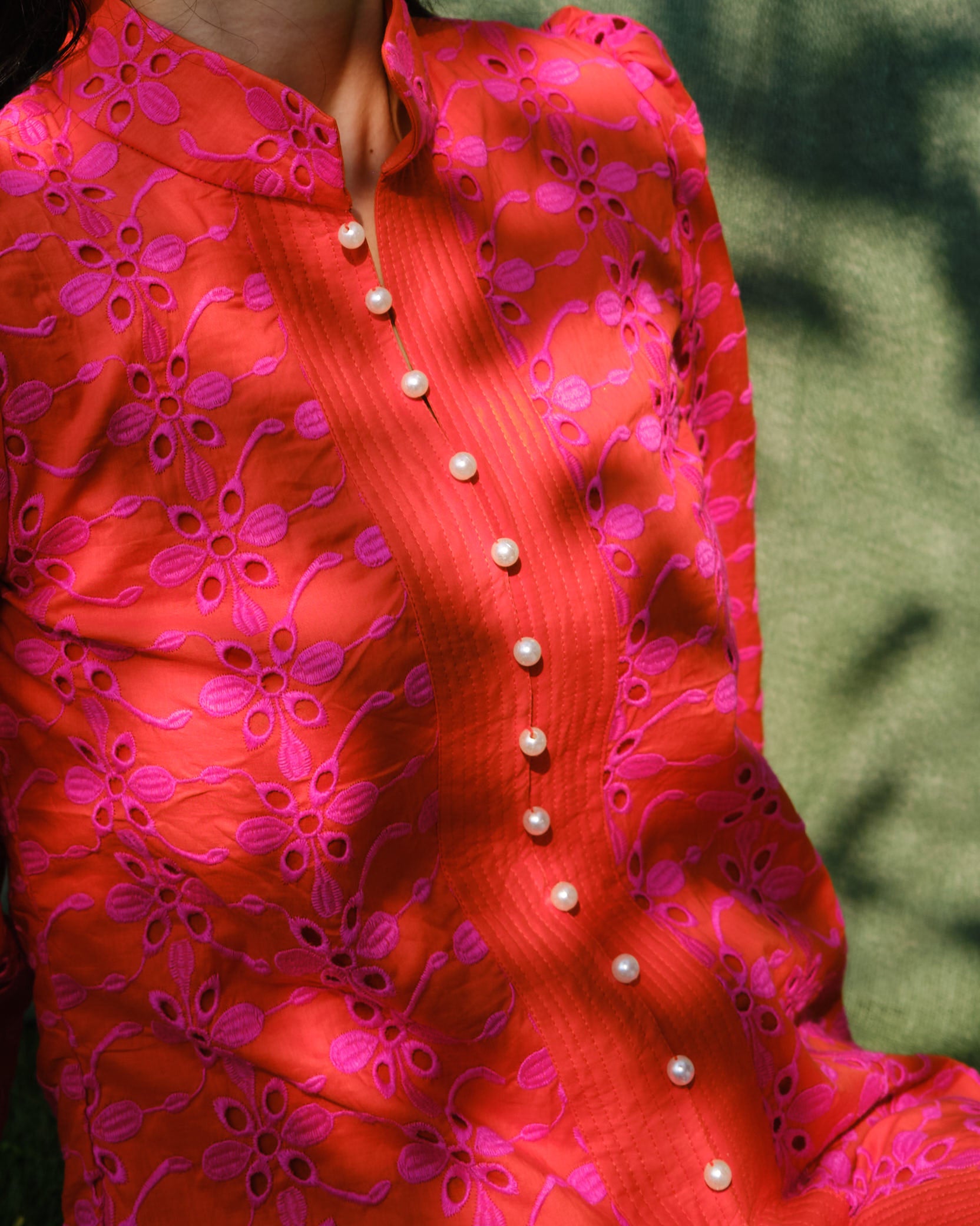 Tulip broderie shirt