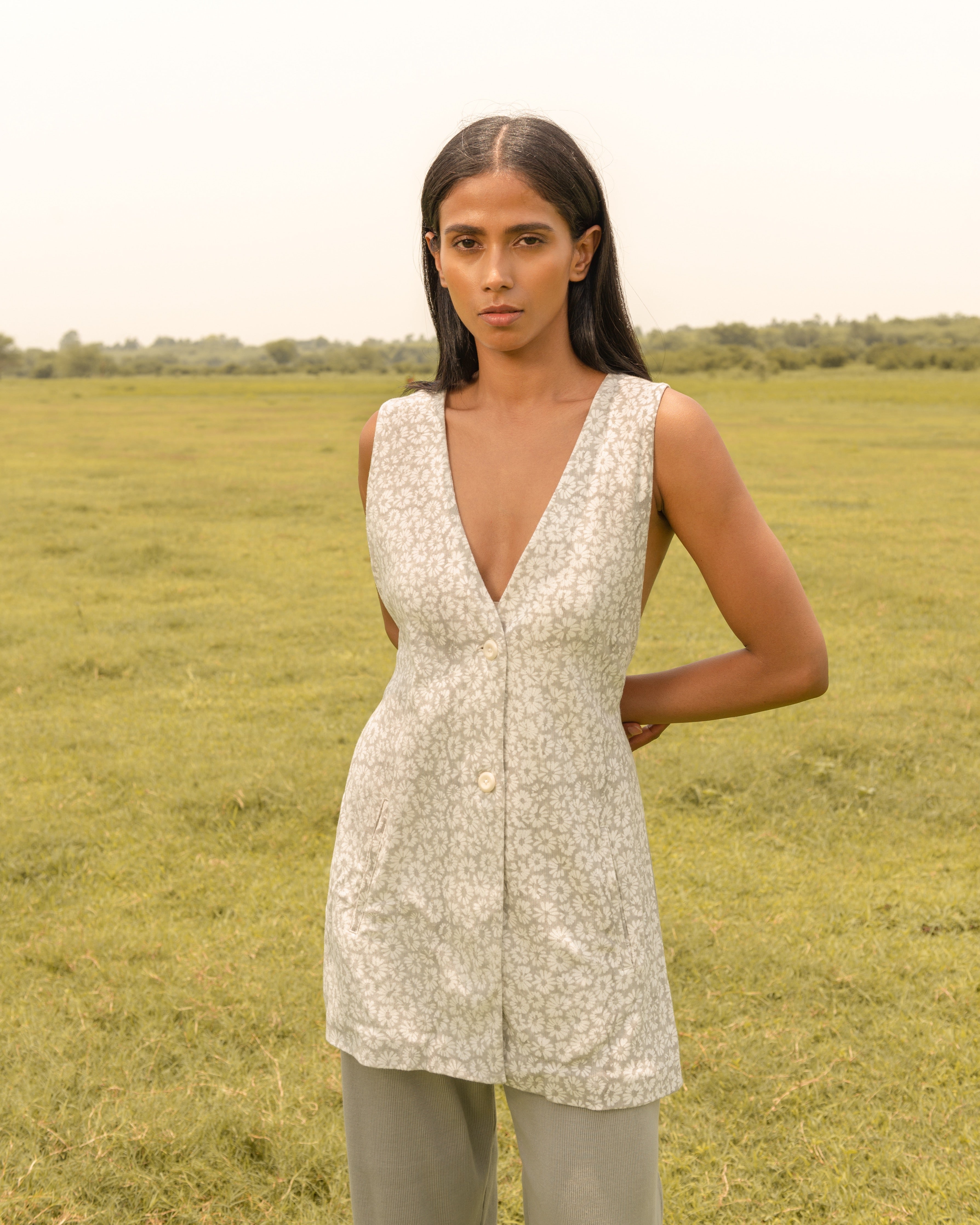 Daisy valley vest