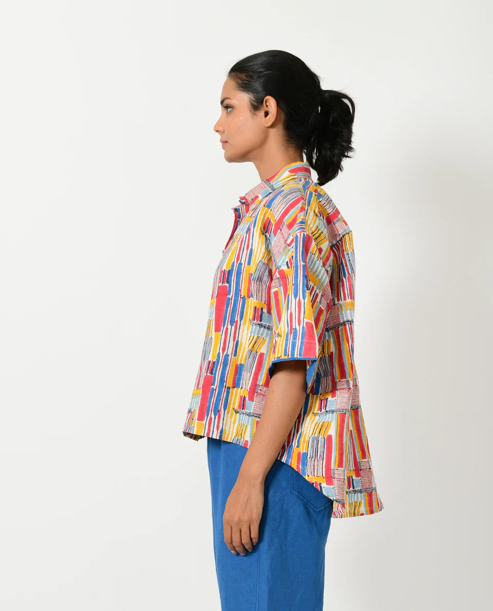 Scribble Hand Block Crop Shirt