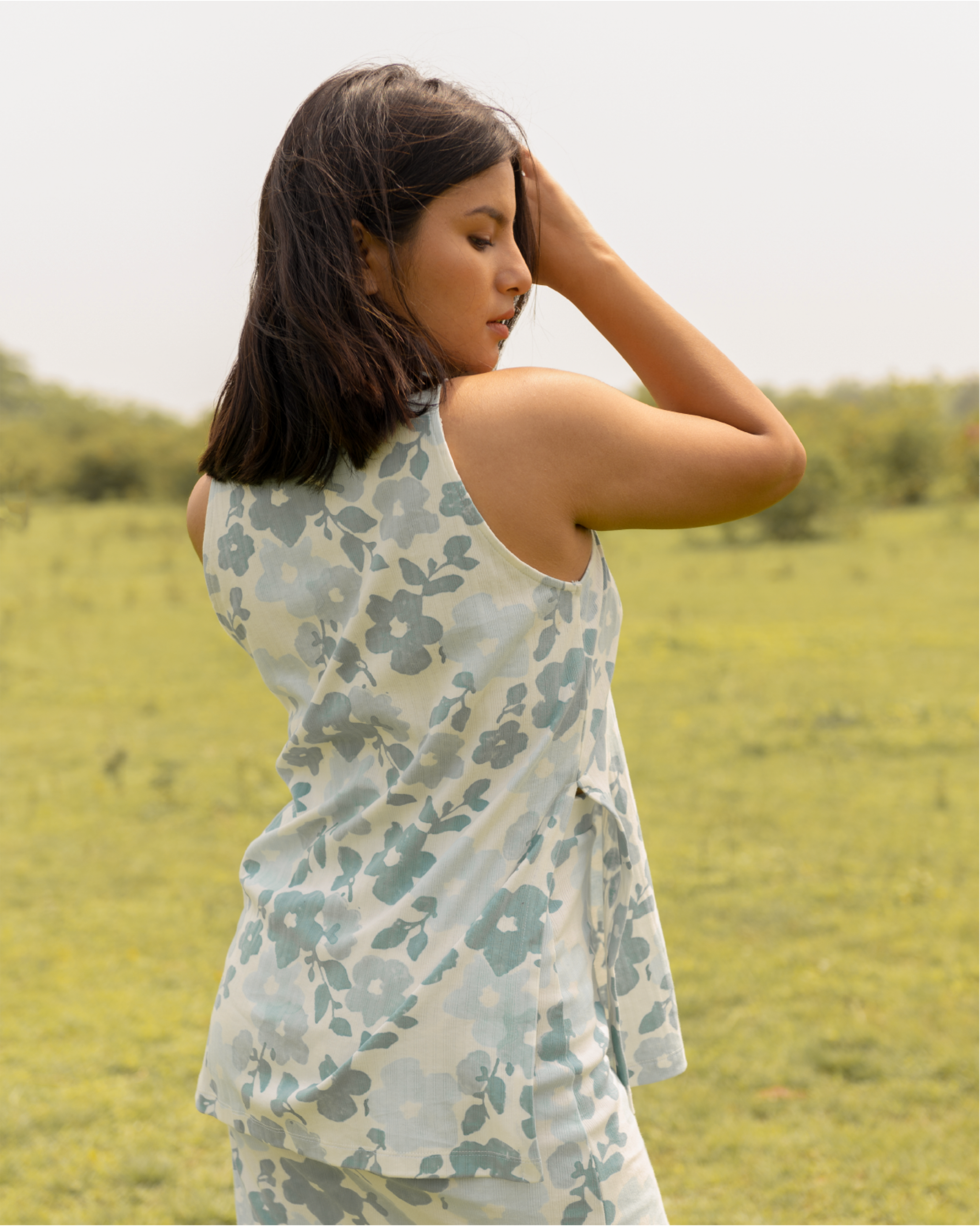 Pansy mock neck top
